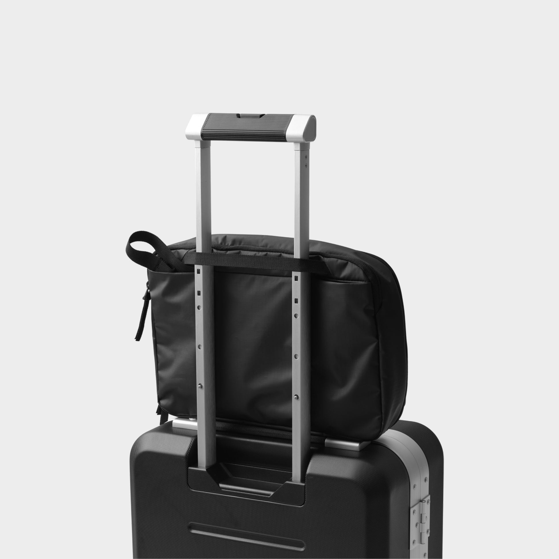 Db Journey Ramverk Tablet Organizer in Farbe blackout