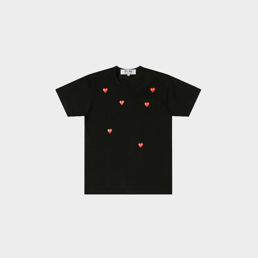 CdG Play Scattered Hearts Print T-Shirt in Farbe black