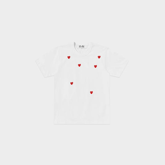 CdG Play Scattered Hearts Print T-Shirt in Farbe white